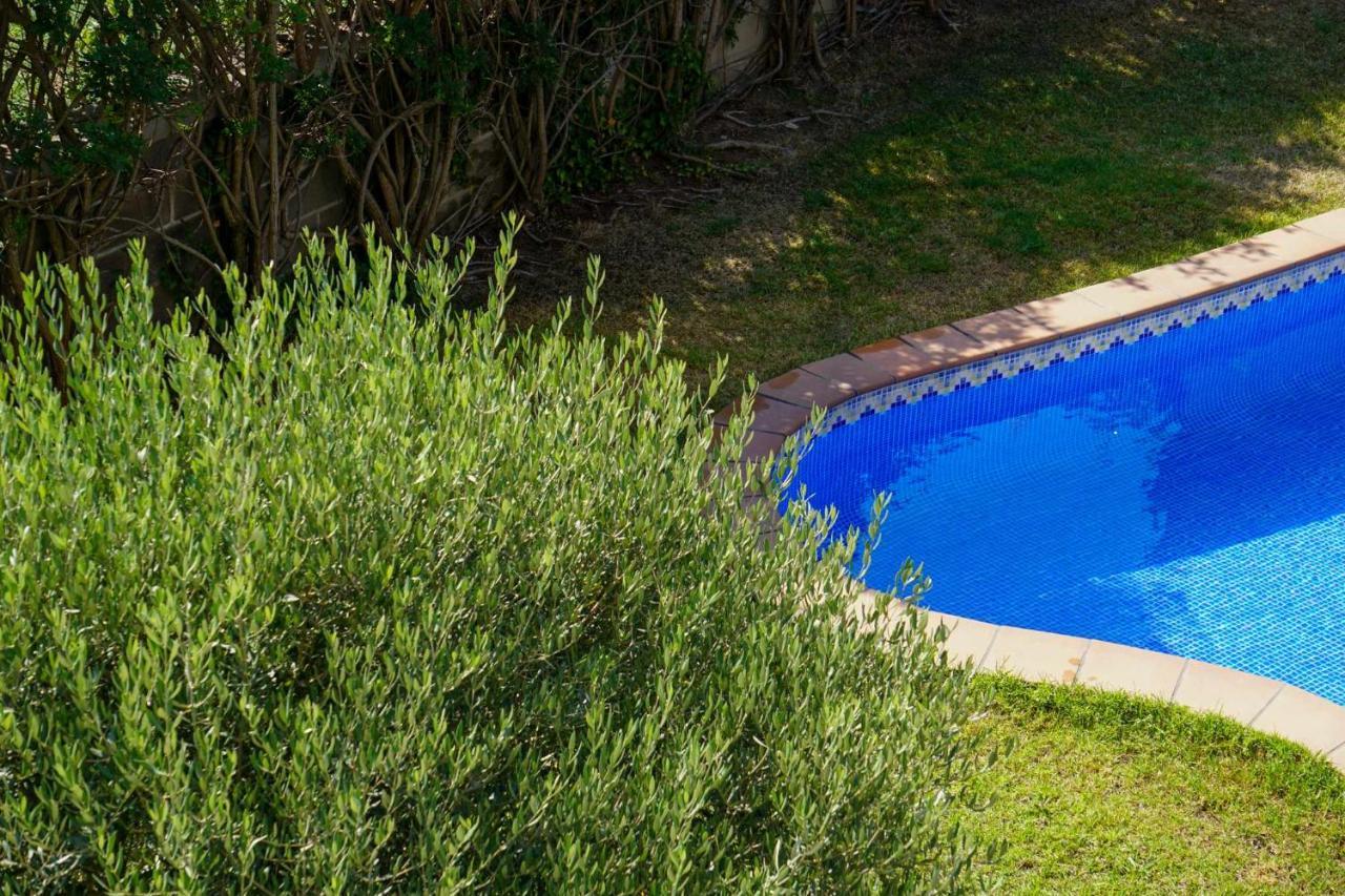 Appartamento Solàrium con terraza a 5 minutos de la playa recientemente renovado Girona Esterno foto